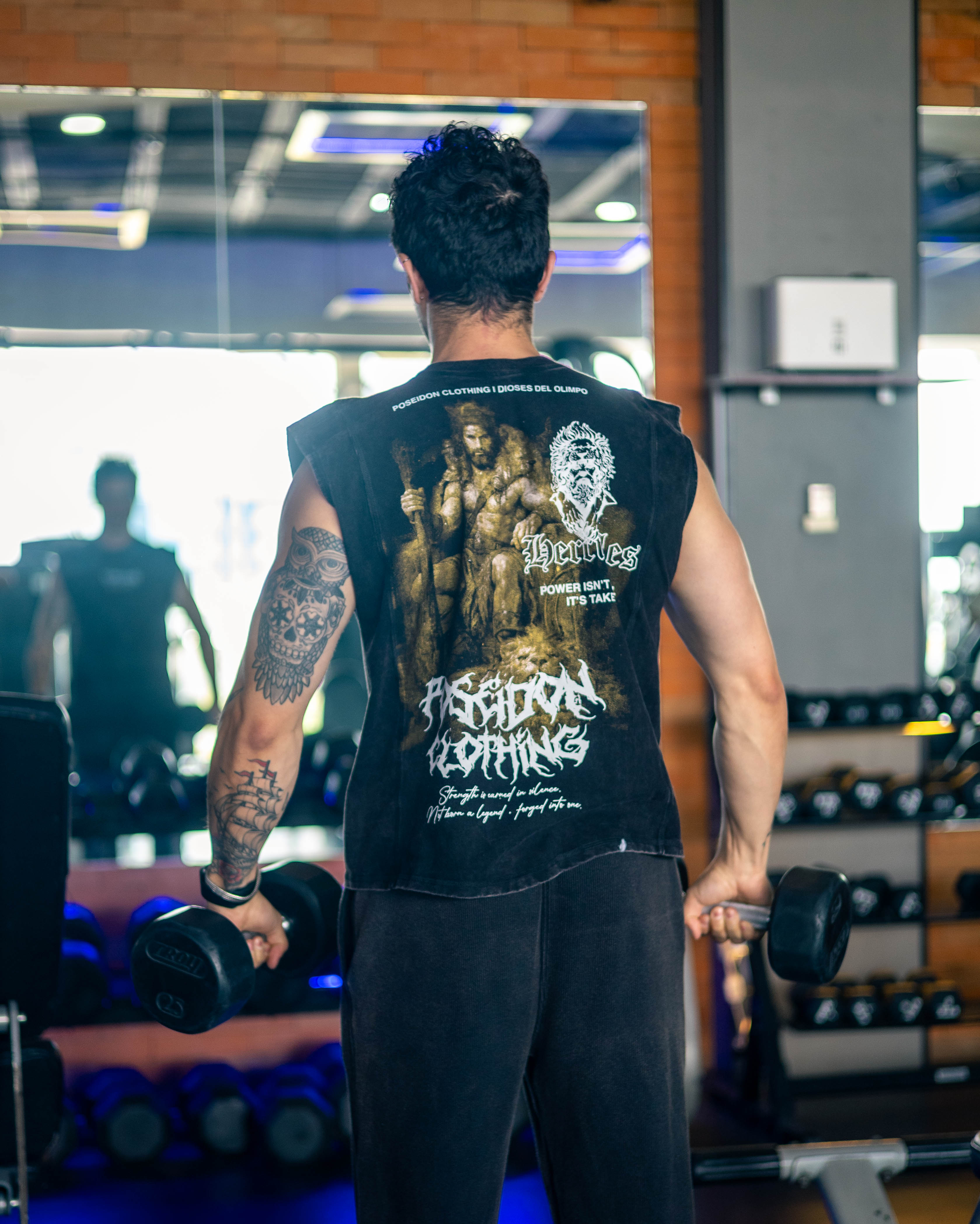 Tank negro Hércules