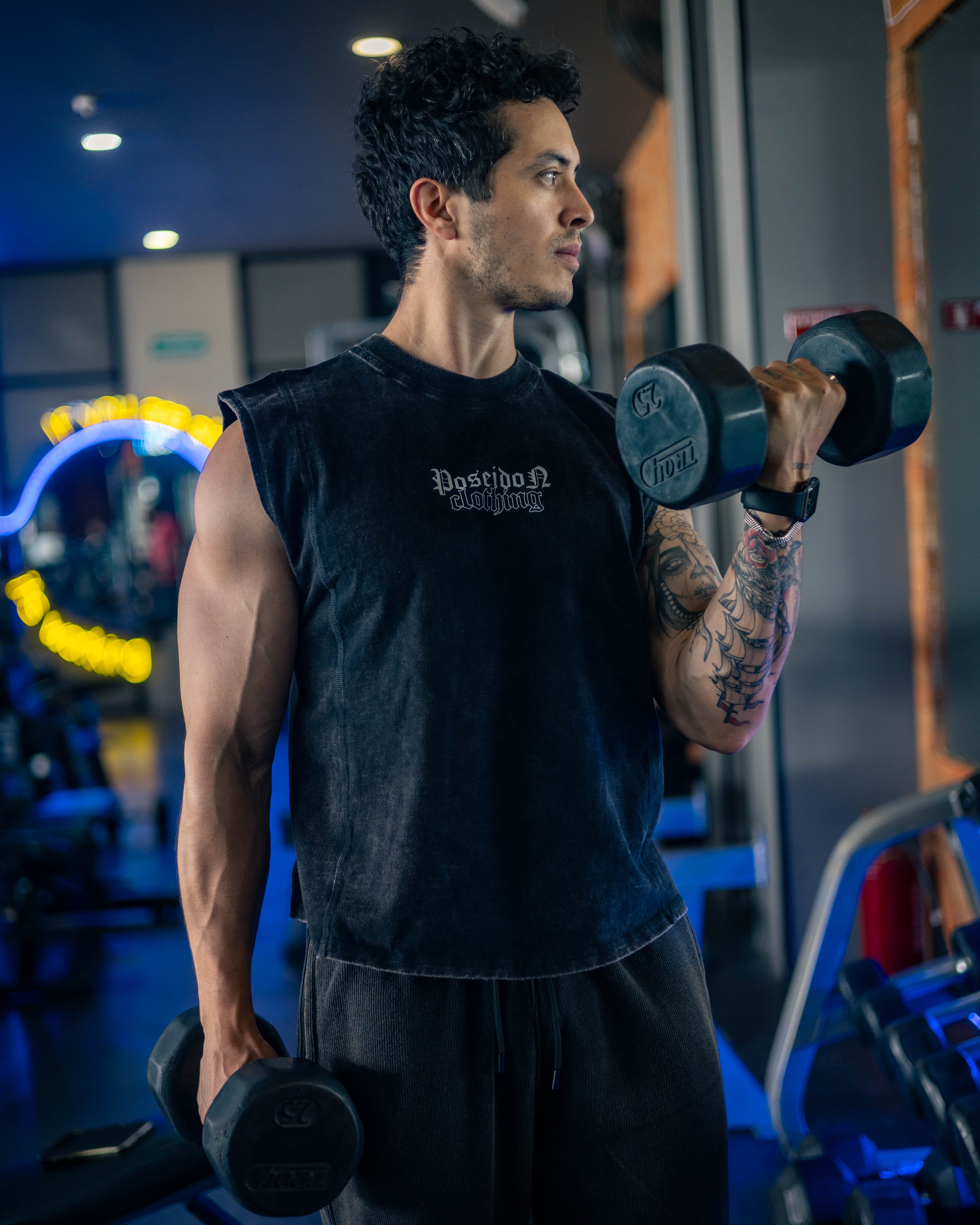 Tank negro Hércules
